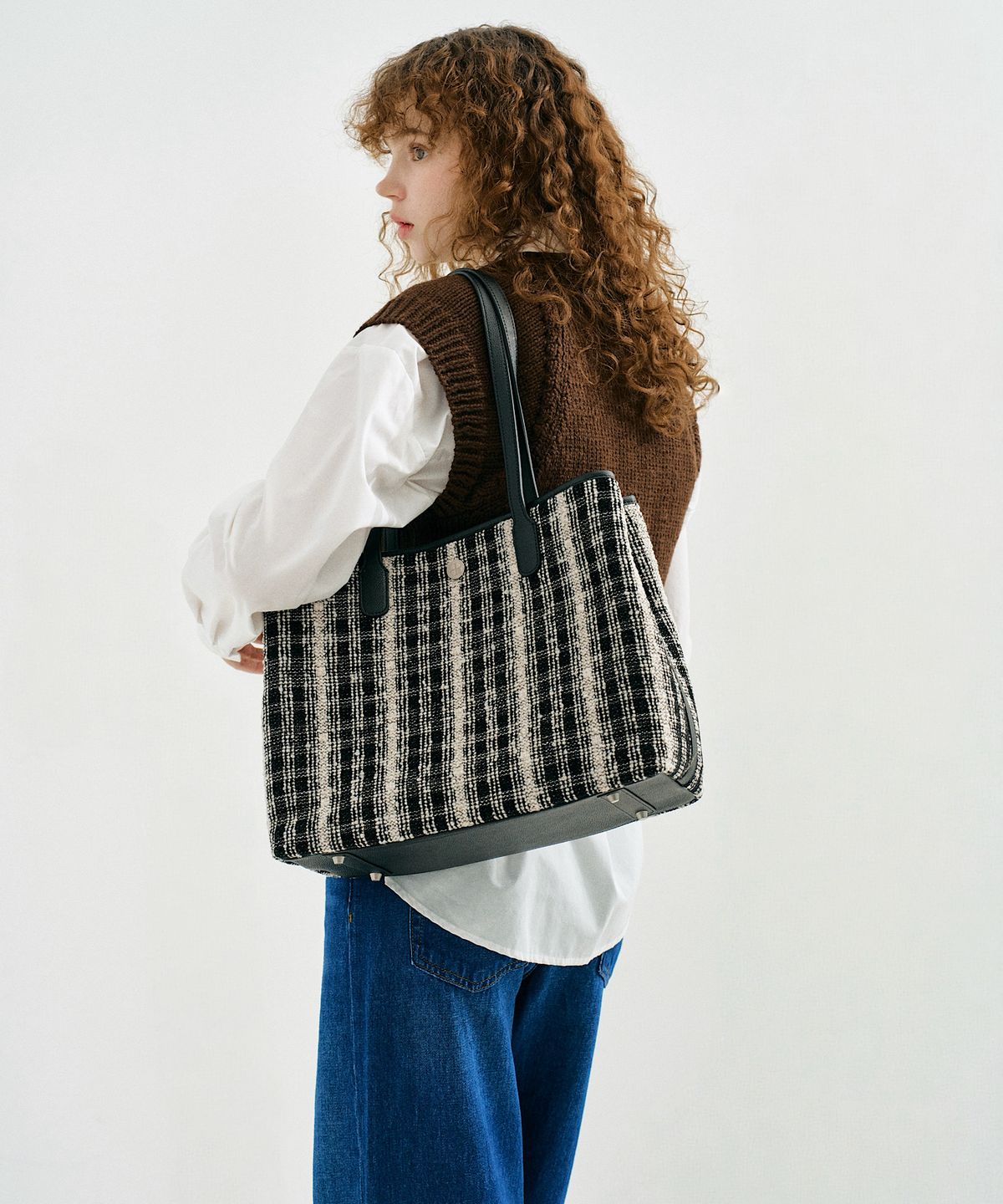 비마이사이드(BMYSIDE) 퍼스트 퀸 백 First Queen Bag (Black)