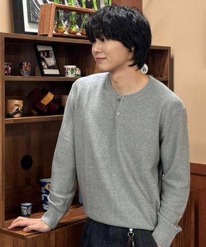 [오정규 PICK] 워셔블 헨리넥 세미 오버핏 니트 - 2color