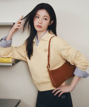 [고윤정 착장] REGULAR LOGO MINI PEANUT BAG brown