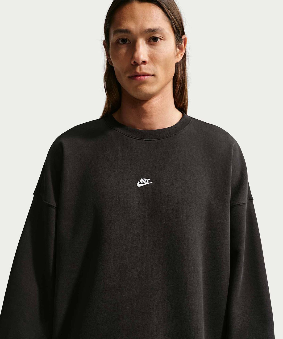 나이키(NIKE) 스포츠웨어 클럽 오버사이즈 프렌치 테리 크루넥 스웻셔츠 M - 블랙:화이트 / IF0748-010