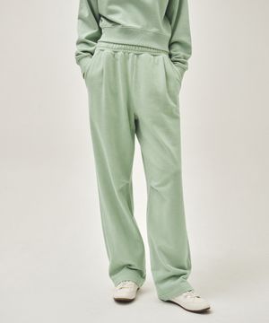 OUTLINE CLASSIC LOGO DYEING TUCK WIDE SWEAT PANTS mint