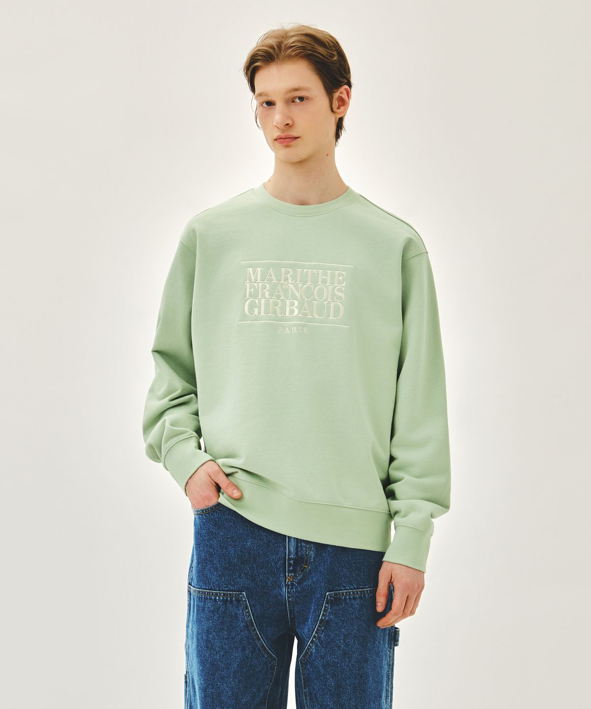 마리떼 프랑소와 저버(MARITHÉ + FRANҪOIS GIRBAUD) CLASSIC LOGO EMBROIDERY SWEATSHIRT light green