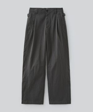 클립스 원턱 커브드 팬츠 (차콜)