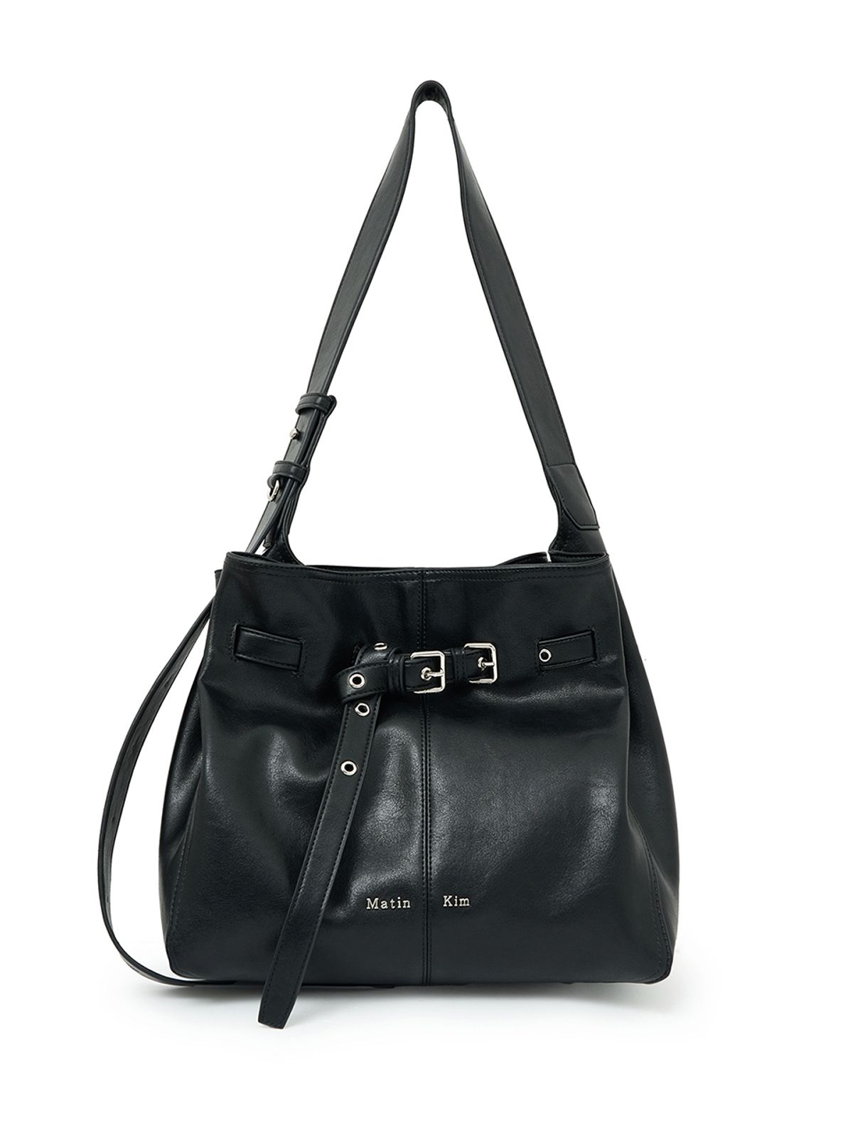 마뗑킴(MATIN KIM) BELTED VOLUNN MID BUCKET BAG IN BLACK