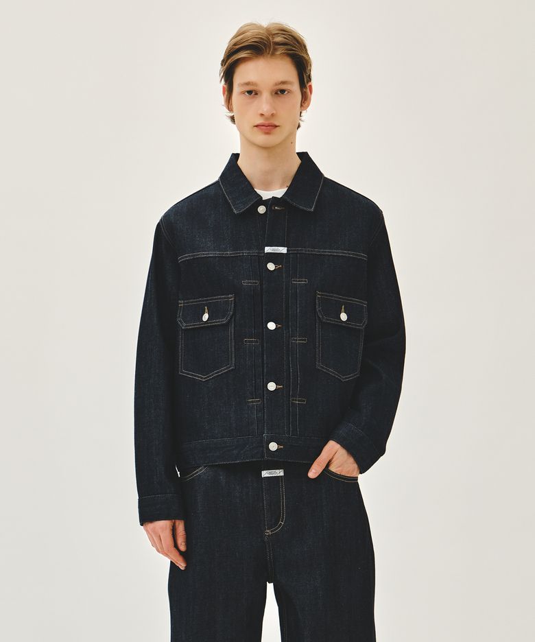 M SELVAGE DENIM TRUCKER JACKET indigo