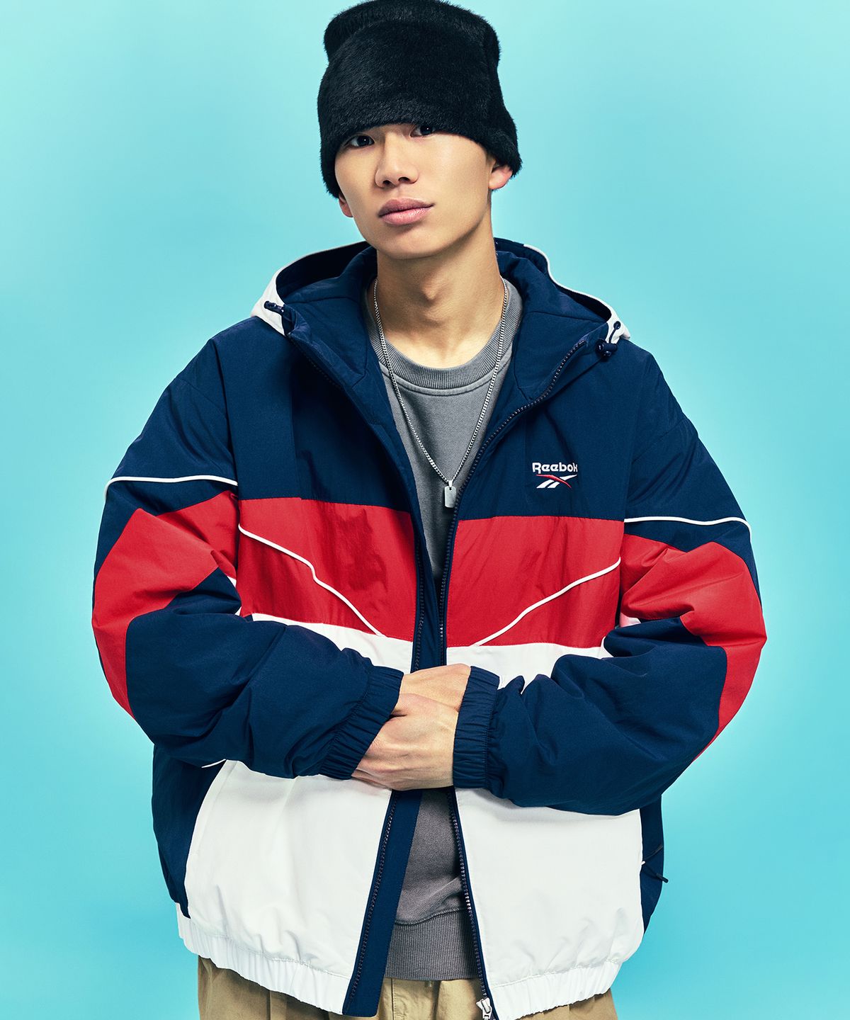 리복(REEBOK) 스포티 컬러블럭 패딩 자켓 - 네이비