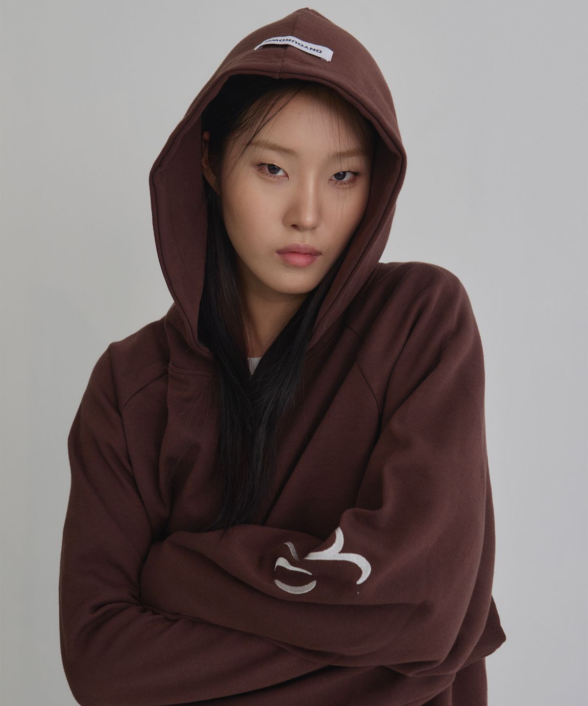 온유어오운(ONYOUROWN) LOGO FULL ZIP HOODIE (BROWN)