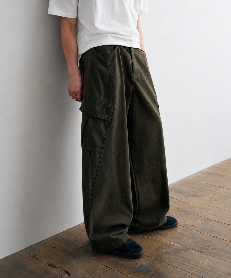 [임서진 PICK] 패널 카고 치노 팬츠 [KHAKI]