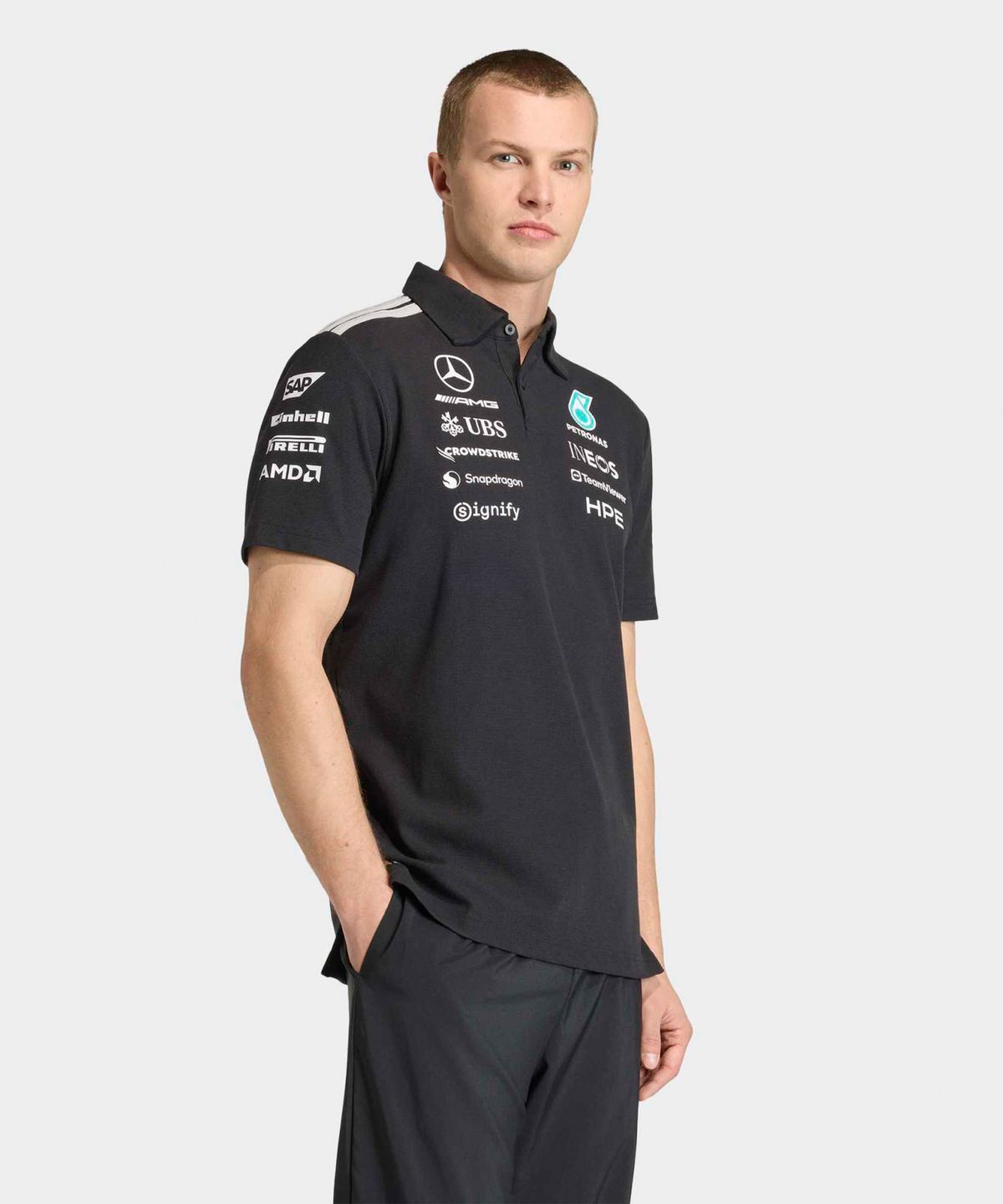 아디다스(ADIDAS) 메르세데스 AMG F1 팀 엔지니어 폴로 셔츠 - 블랙 / KE5523