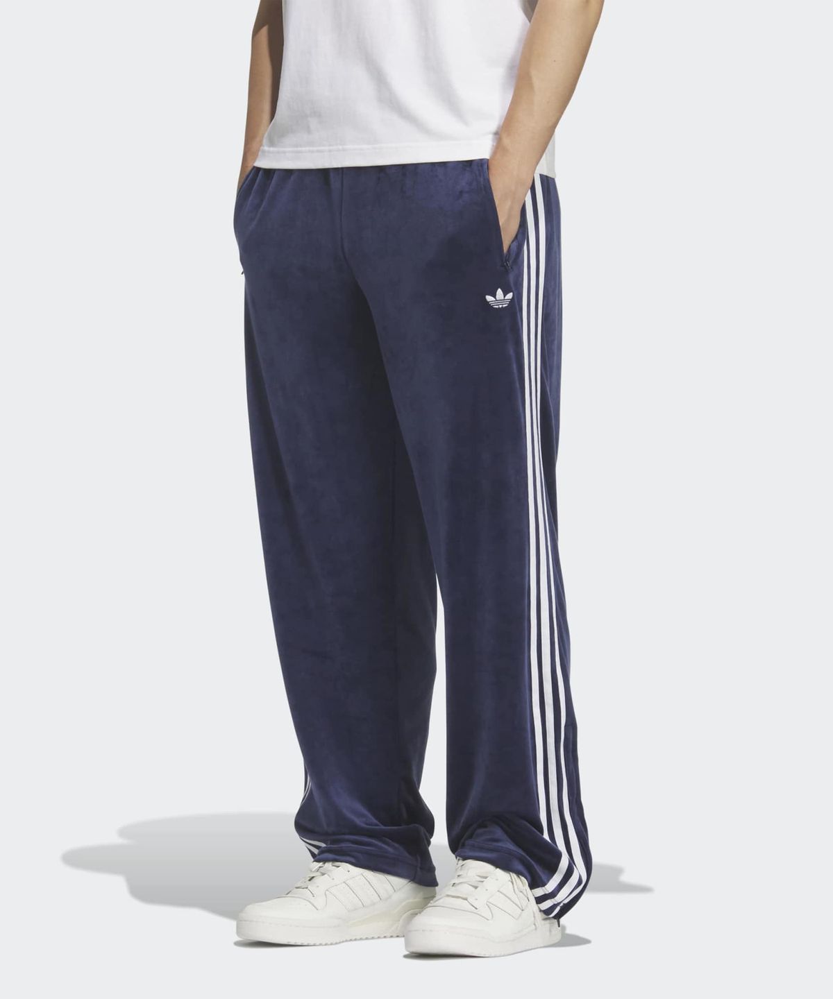 아디다스(ADIDAS) 파이어버드  벨루어 트랙 팬츠 - 나이트인디고 / KQ5482