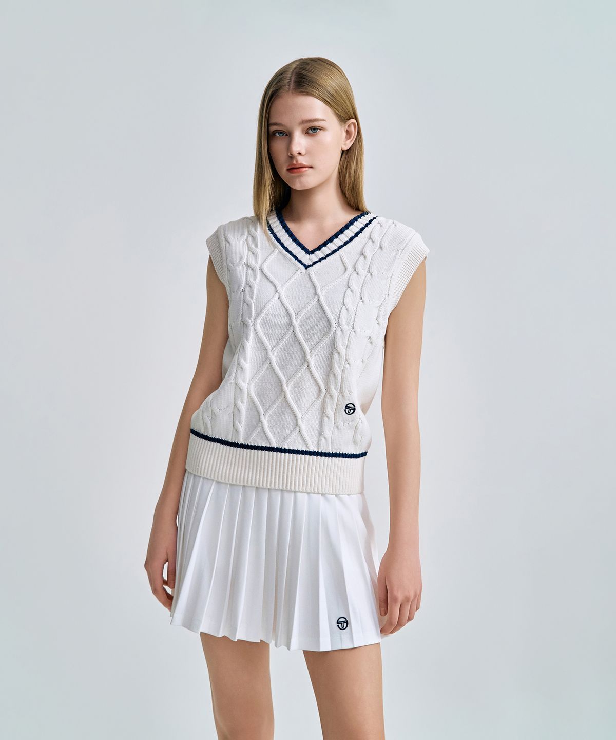 세르지오 타키니(SERGIO TACCHINI) W 브이넥 케이블 니트 베스트 (Ivory)