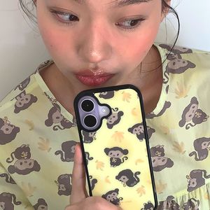 banana hug (bumper) 휴대폰케이스