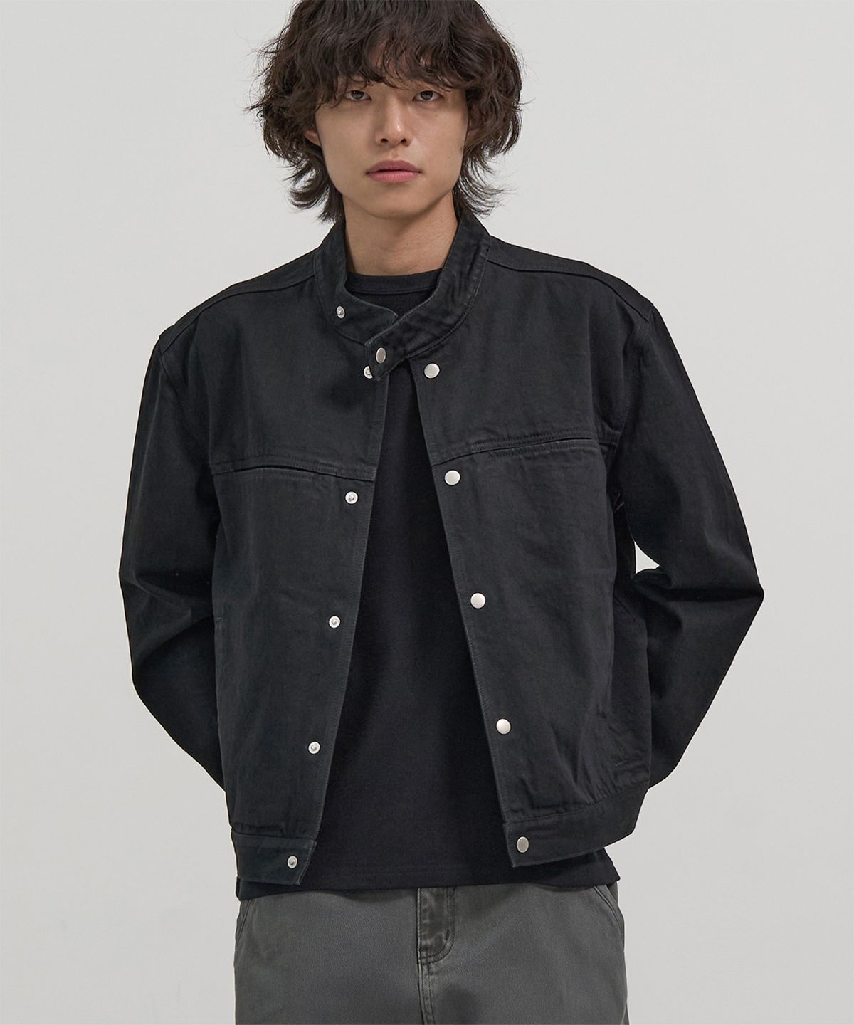 엑스컨테이너(EXCONTAINER) 크롭 필드 데님 자켓 (BLACK)