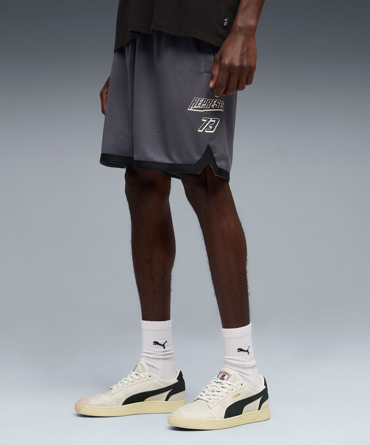 푸마(PUMA) 리프레젠트 쇼츠 II - 갤러틱 그레이 / 635802-01