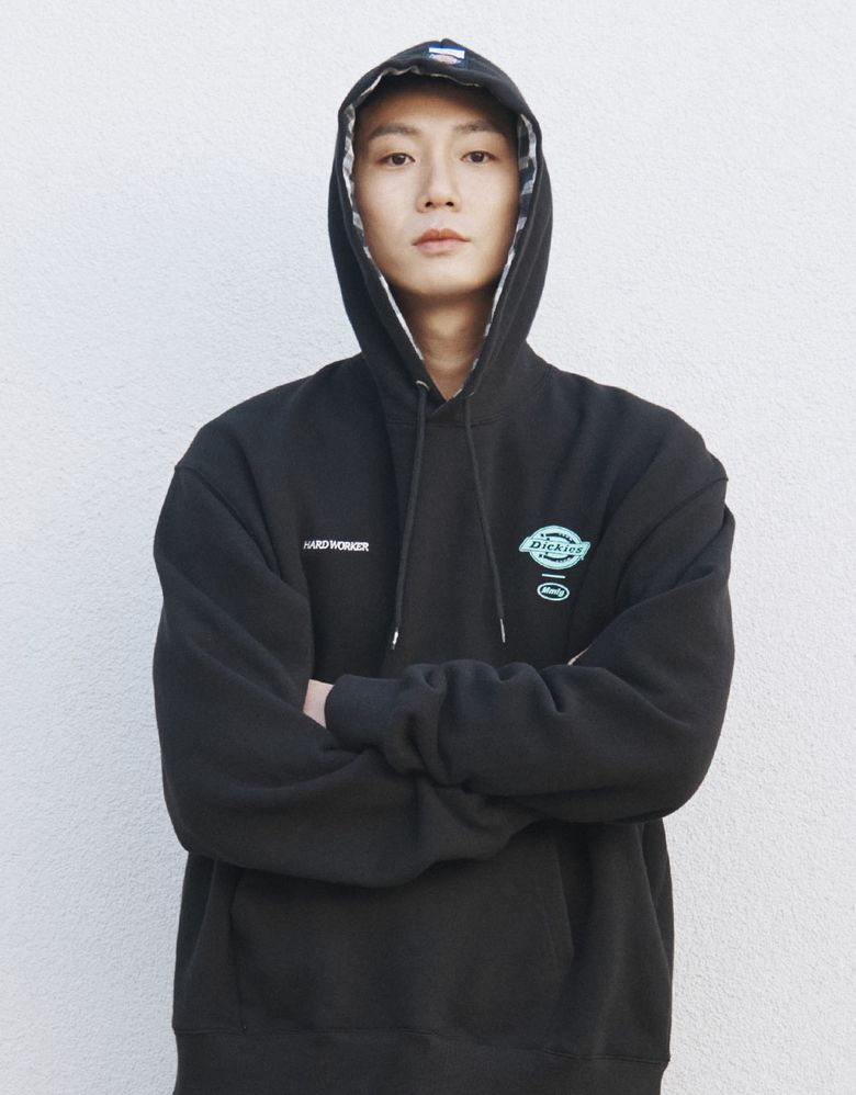 [Mmlg Dickies] DOUBLE STAMP HOODIE (EVERY BLACK)