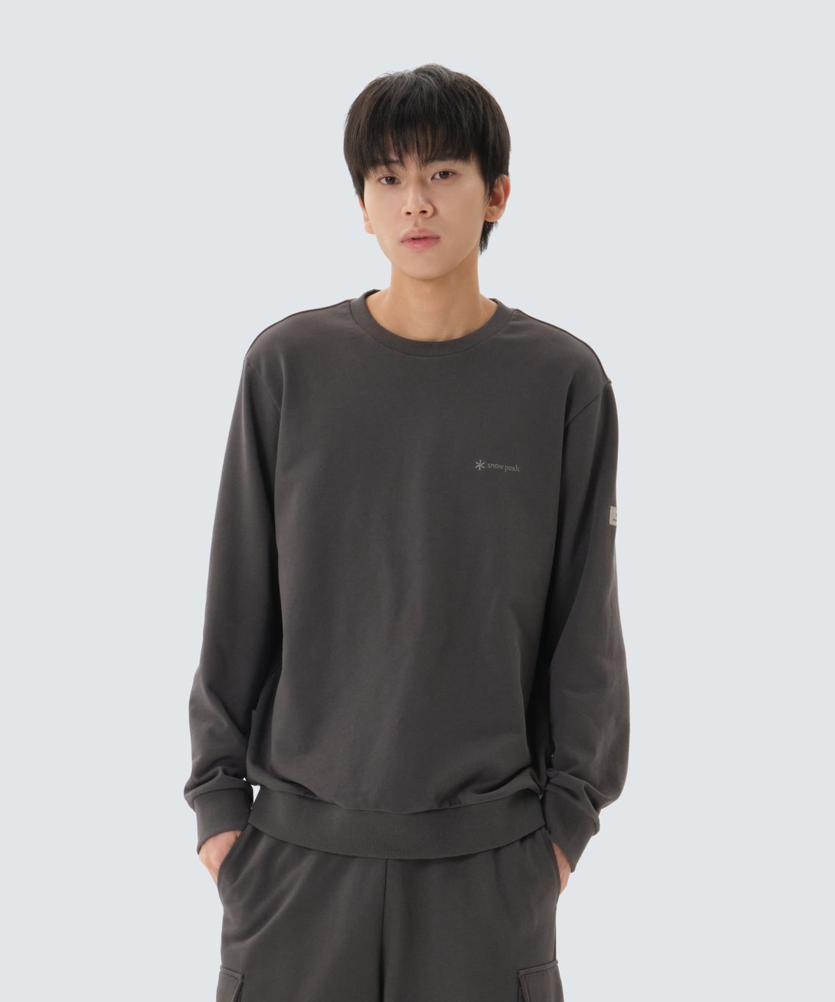스노우피크 어패럴(SNOWPEAK APPAREL) 랜드 에센셜 맨투맨 (S26SMFHT50) Rustic Khaki