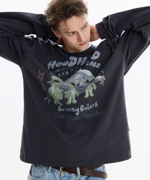 에일리언 피스 롱슬리브 티셔츠 차콜