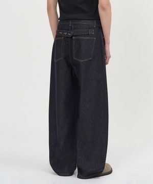 신치 백 스티치 데님 팬츠 (BLUE)