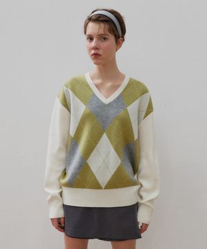 비깅 아가일 V넥 니트_Cream