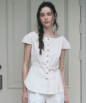 보트넥 튜닉 블라우스_라이트베이지