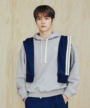 [라이즈PICK] 로렌 스몰 로고 리벳 후드 티셔츠 멜란지 그레이