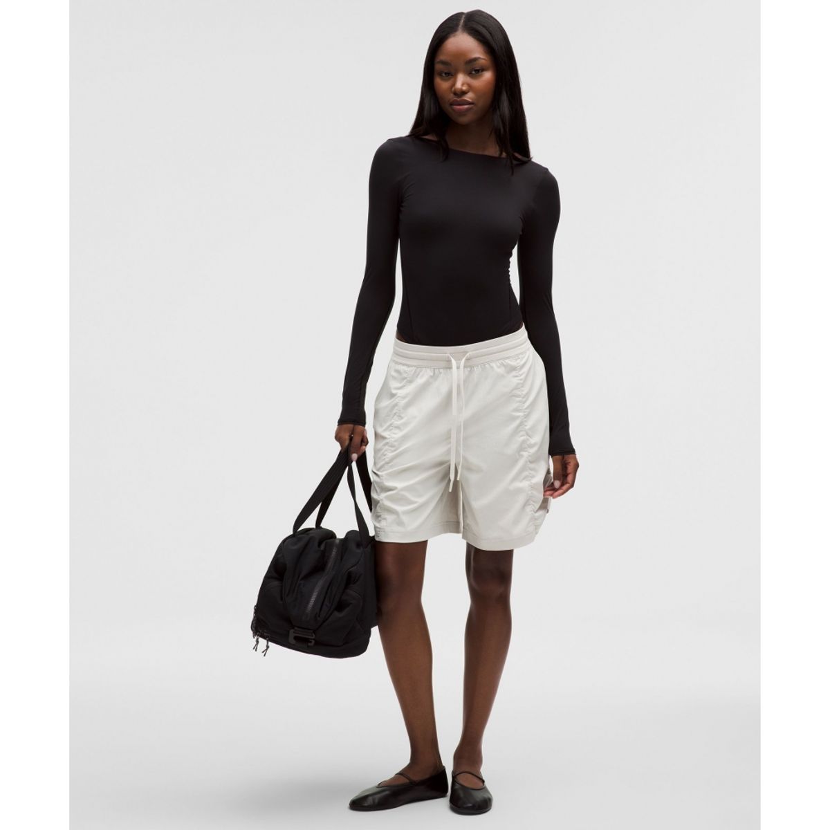 룰루레몬(LULULEMON) 댄스 스튜디오 하이라이즈 버뮤다 쇼츠 7inch  DVGY