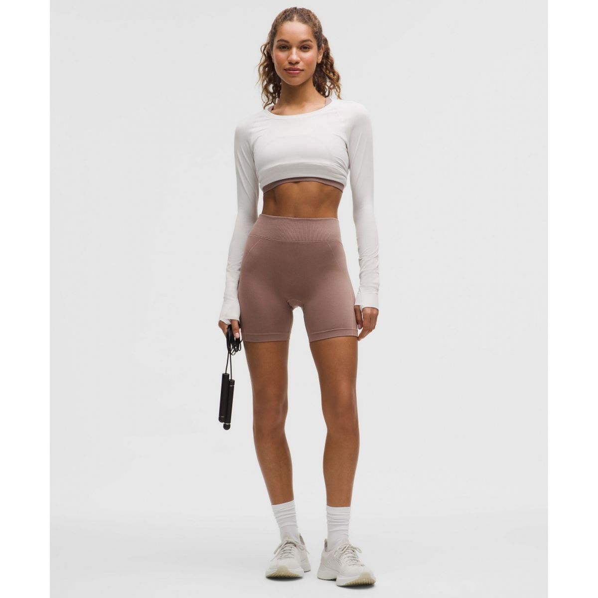 룰루레몬(LULULEMON) 겟 로우 하이라이즈 트레이닝 쇼츠 5inch  TWIG ASHR