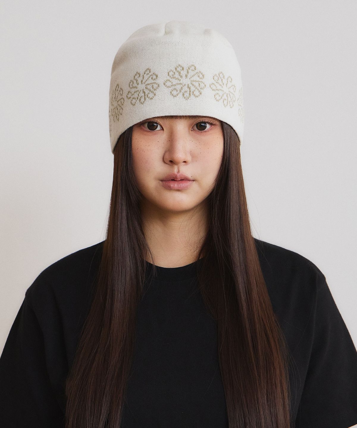 9999아카이브(9999ARCHIVE) Linking Flower Jacquard Beanie