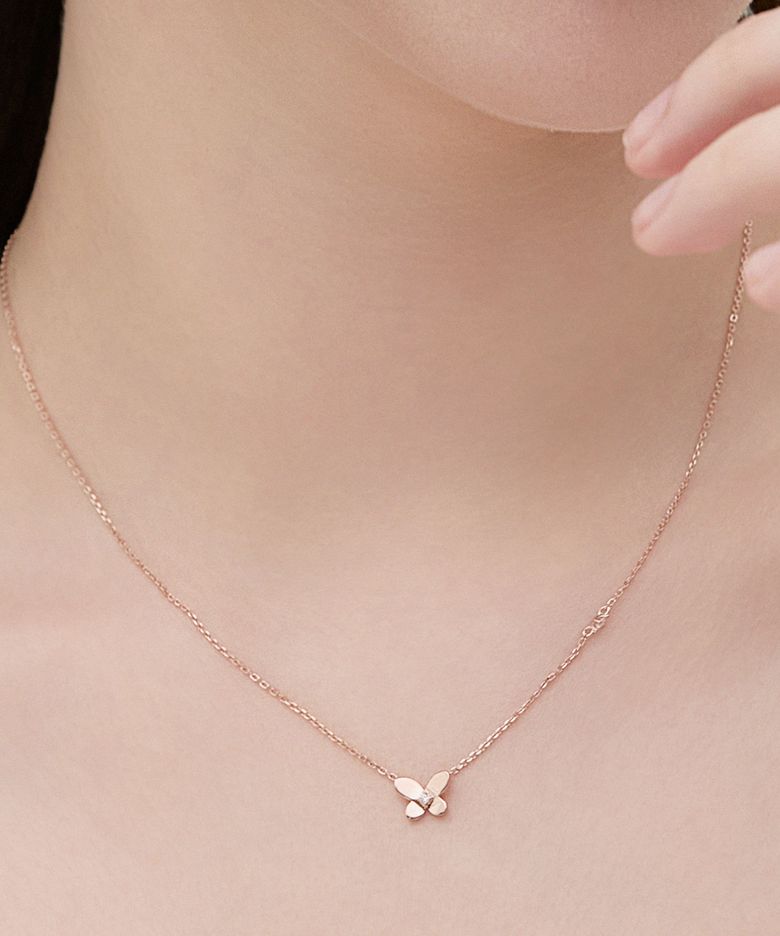 LALA J 나비 목걸이 (JJLJNQ6B1302SR420)