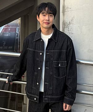 [오정규 PICK] 블랙 로우 데님 트러커