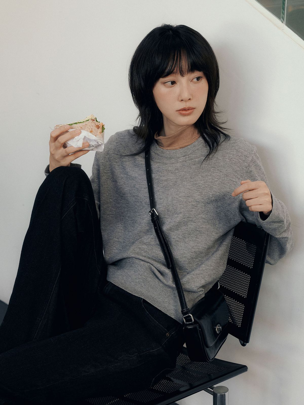 제너럴아이디어(GENERALIDEA) 릴렉스드 에센셜 크루넥 풀오버 [GREY] / GF1LKP510