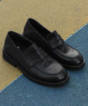 WTRD2625 페레 텀블 워싱 홀스레더 폴딩 로퍼 블랙