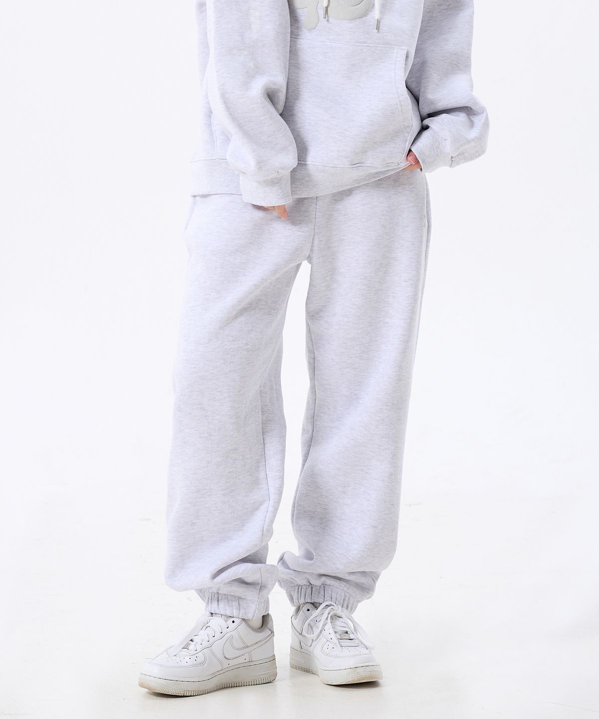 키쇼르(KISHOR) (기모) Puff Logo Pants Melangegrey