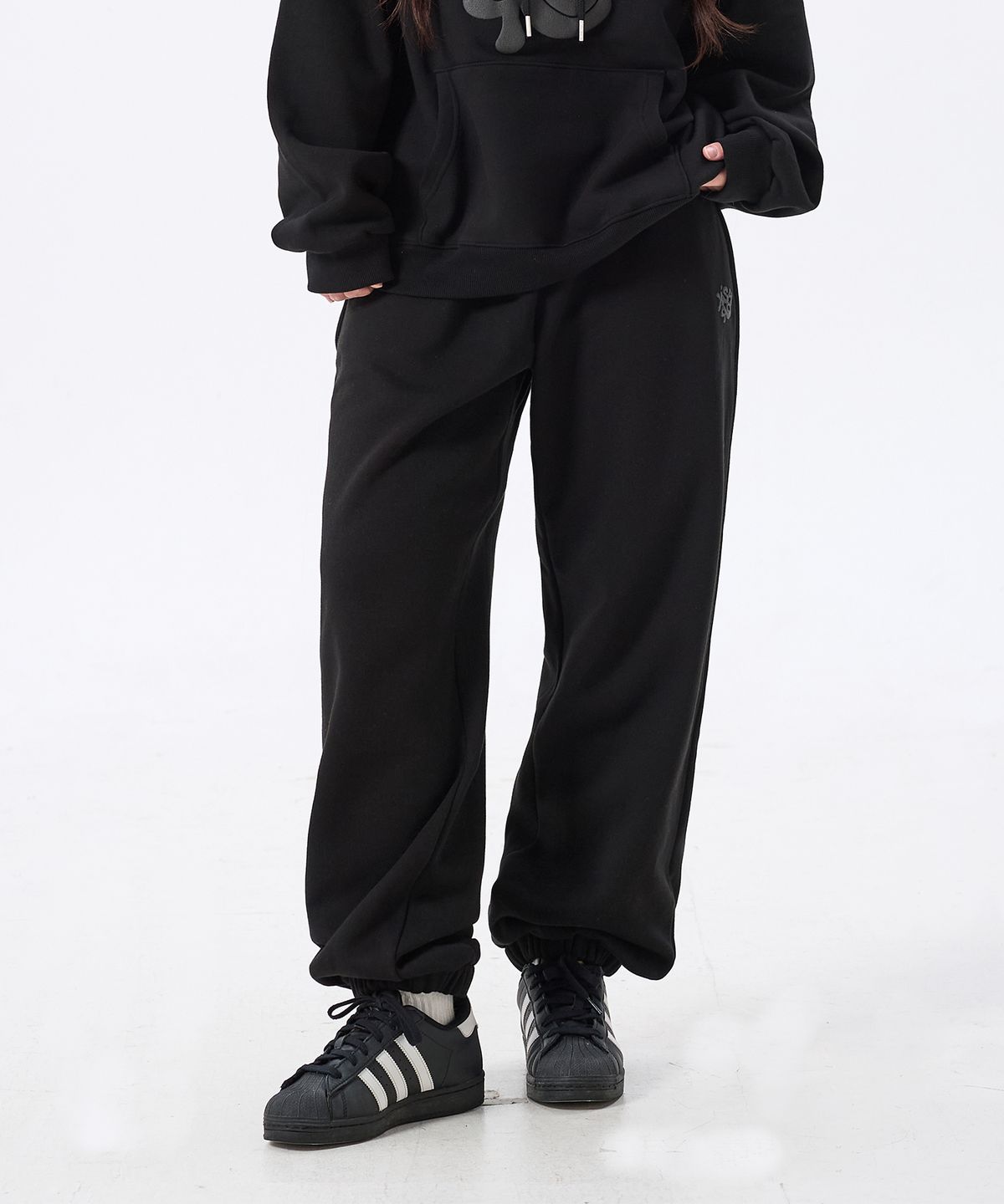 키쇼르(KISHOR) (기모) Puff Logo Pants Black
