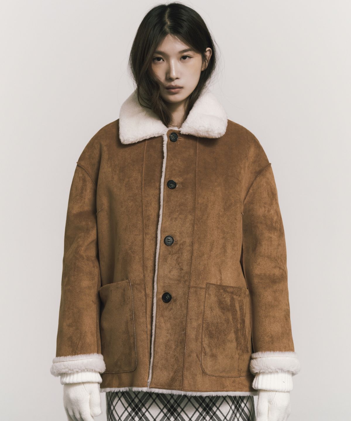 닉앤니콜(NICK&NICOLE) REVERSIBLE SHEARLING  FUR MUSTANG_BROWN