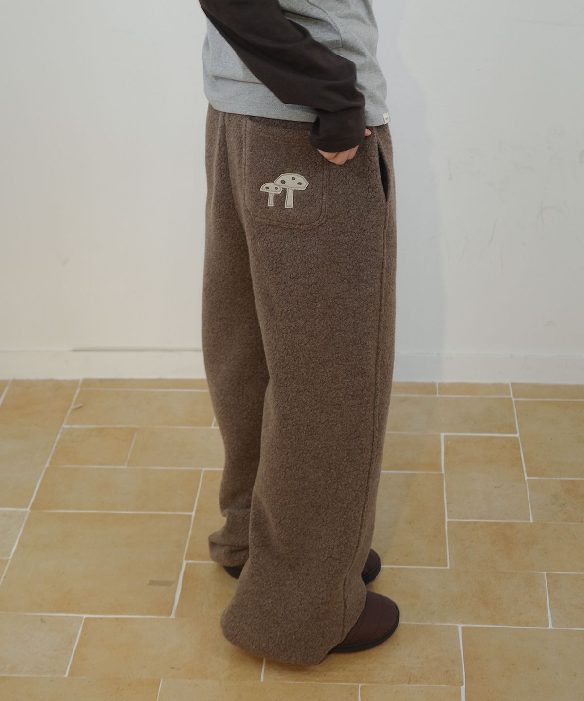 나츠(NAATS) Boucle Wool Pants, mocha