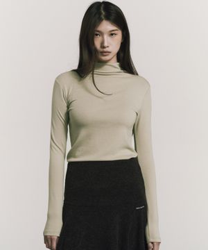 [ESSENTIAL] HIGH NECK SLIM TOP_LIGHT GREEN
