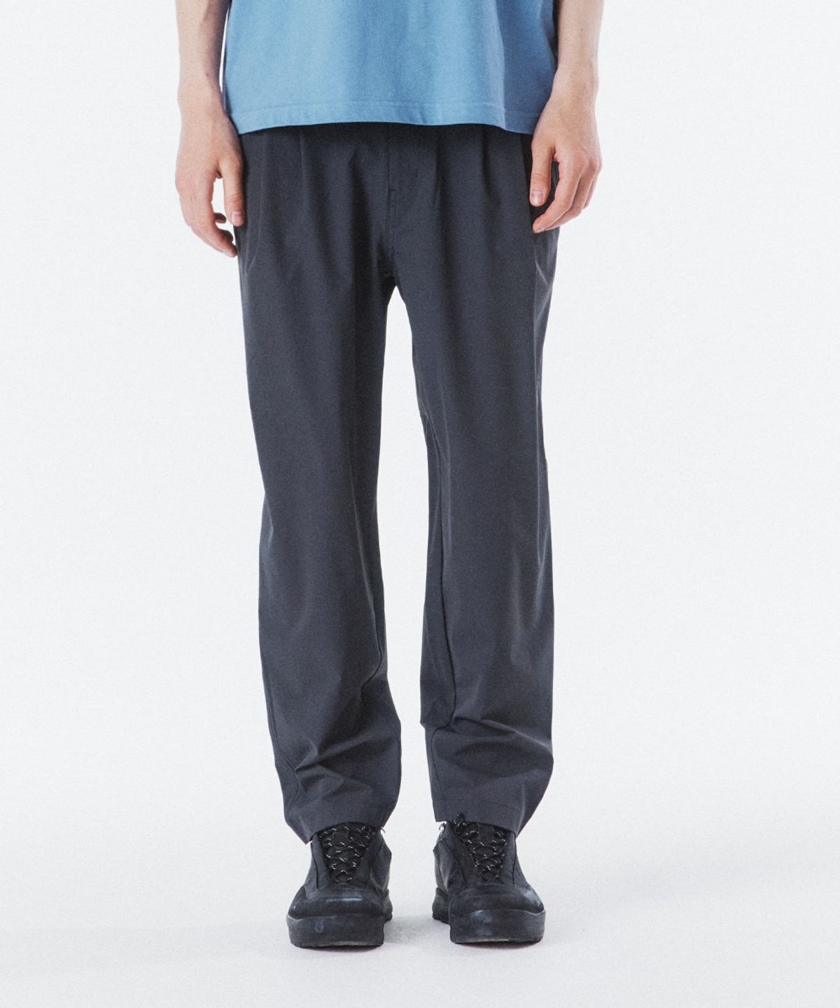 브롬톤 런던(BROMPTON LONDON) CARROT TROUSERS - CHARCOAL (P261UPT102)