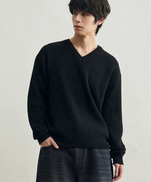 리브드 브이넥 크롭 니트 [블랙]