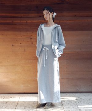 꽃 아플리케 롱 스커트 그레이