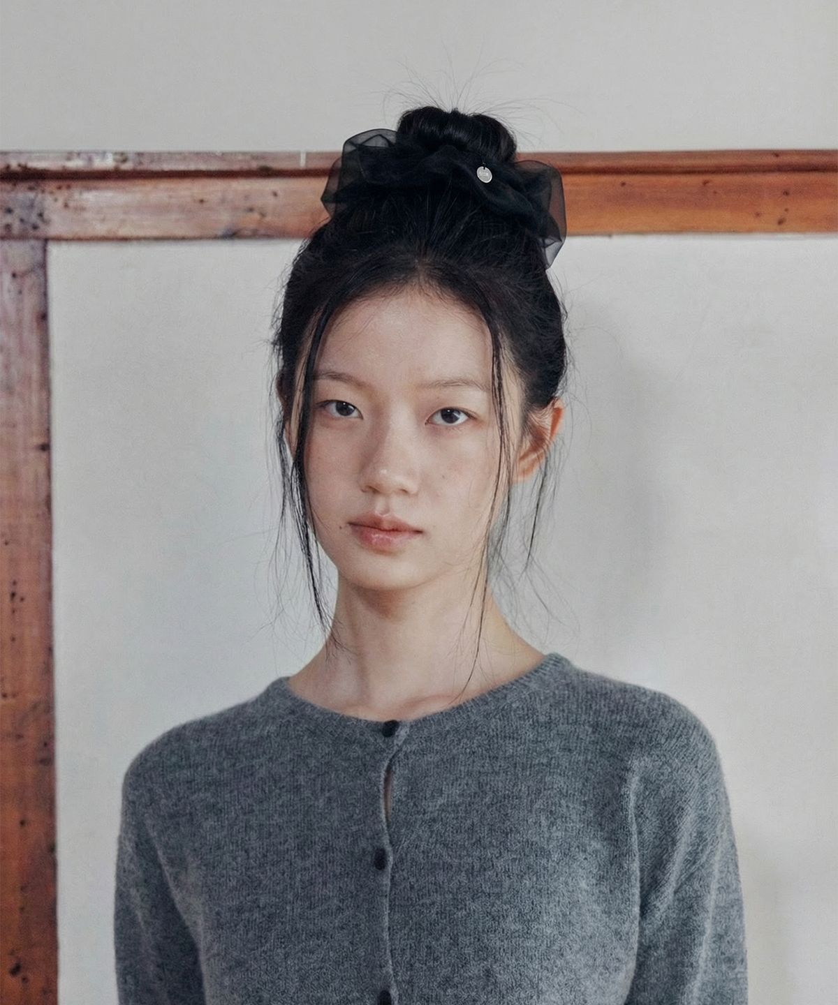 오끼뜨(OGGITT) 꽃 오간자 스크런치 블랙