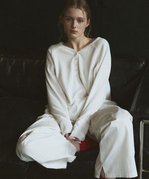 마그넷 버튼 와플 티셔츠 [IVORY]