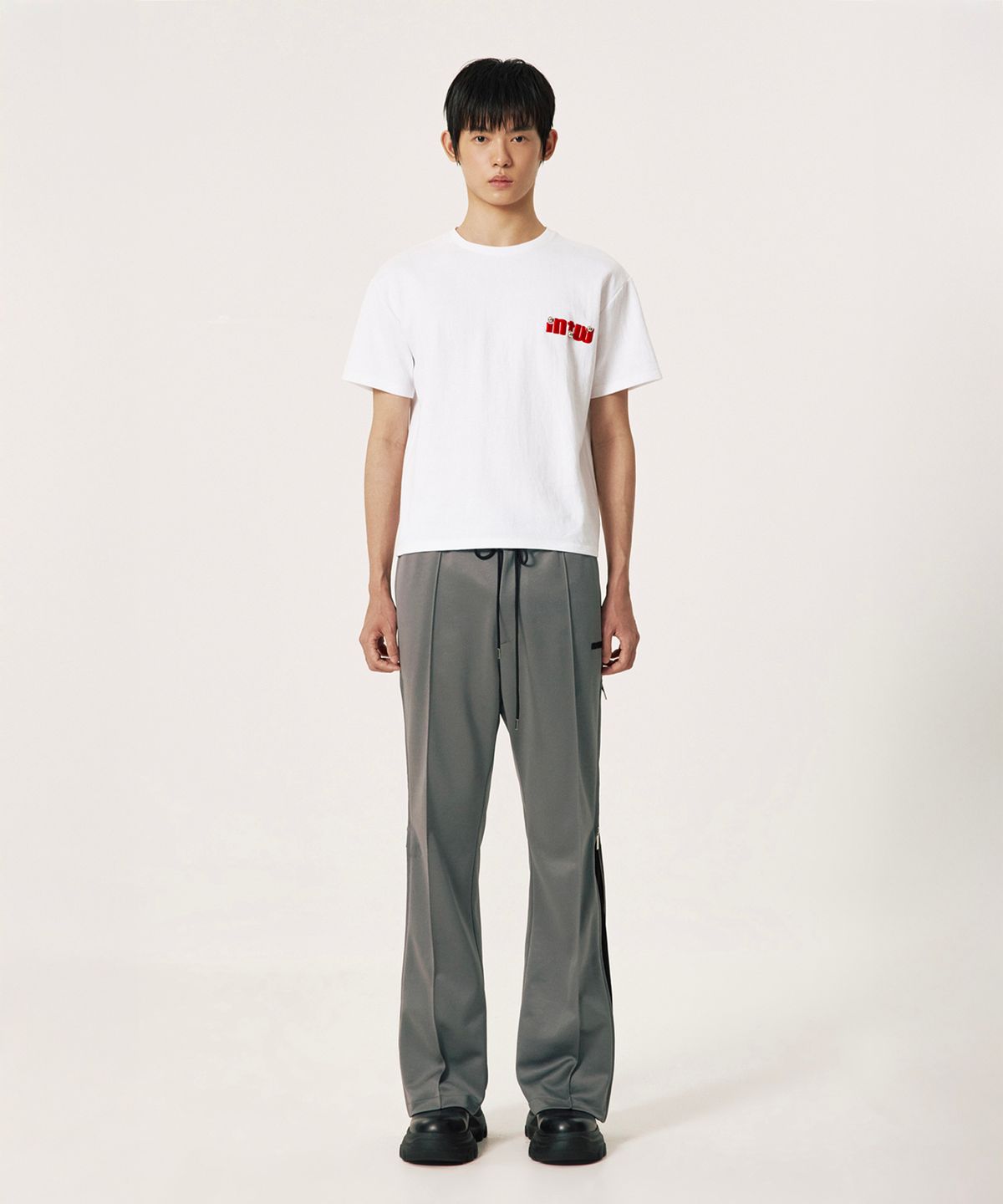 엠티더블유(MTW) MTW 자수 티셔츠