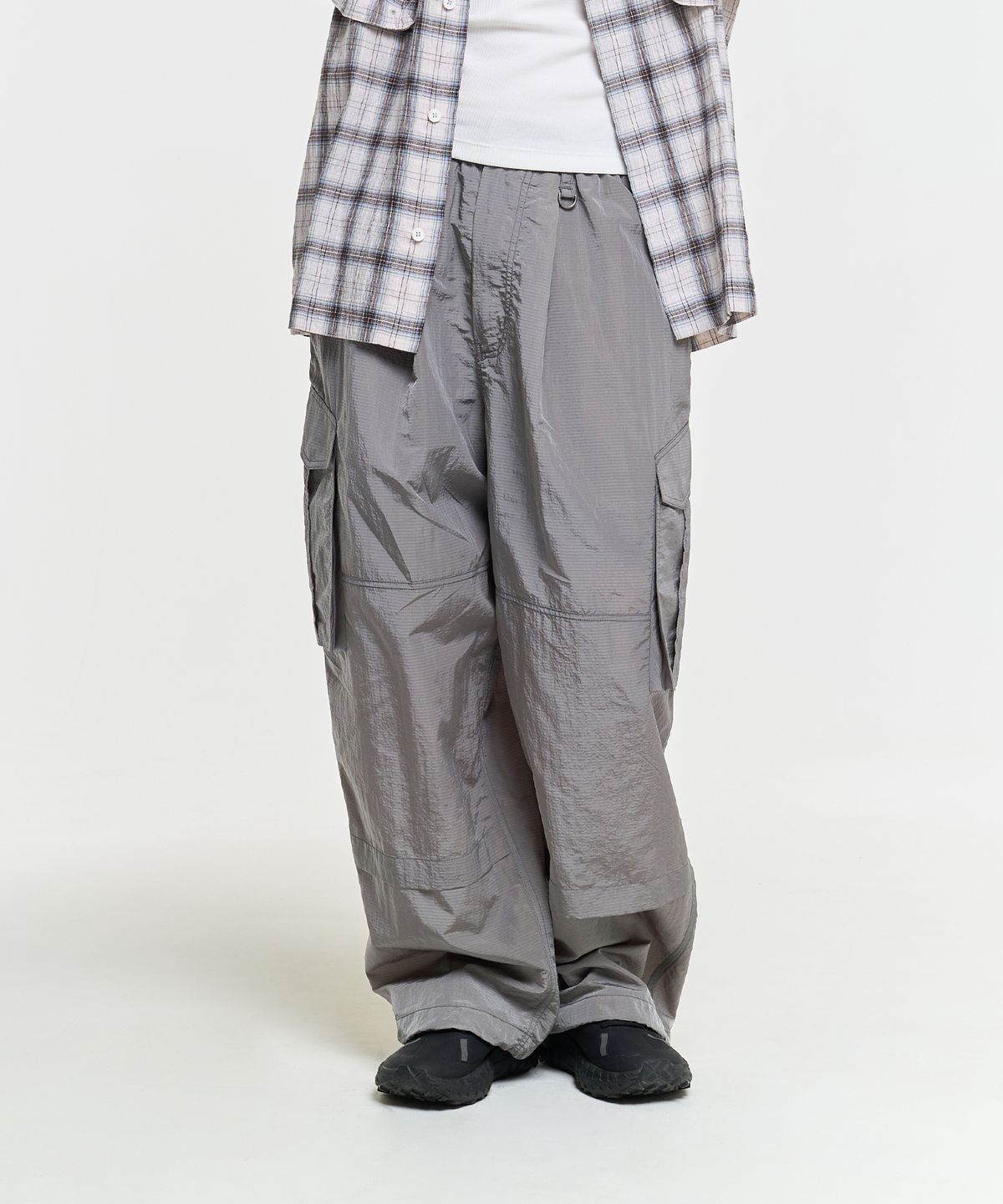 에이카화이트(AECA) RIPSTOP CARGO NYLON PANTS-GREY