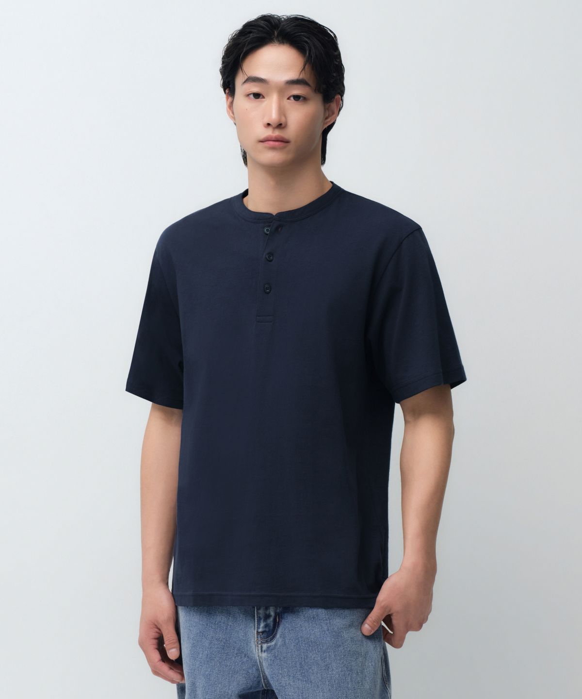 무신사 스탠다드(MUSINSA STANDARD) 헨리 넥 티셔츠 [네이비]