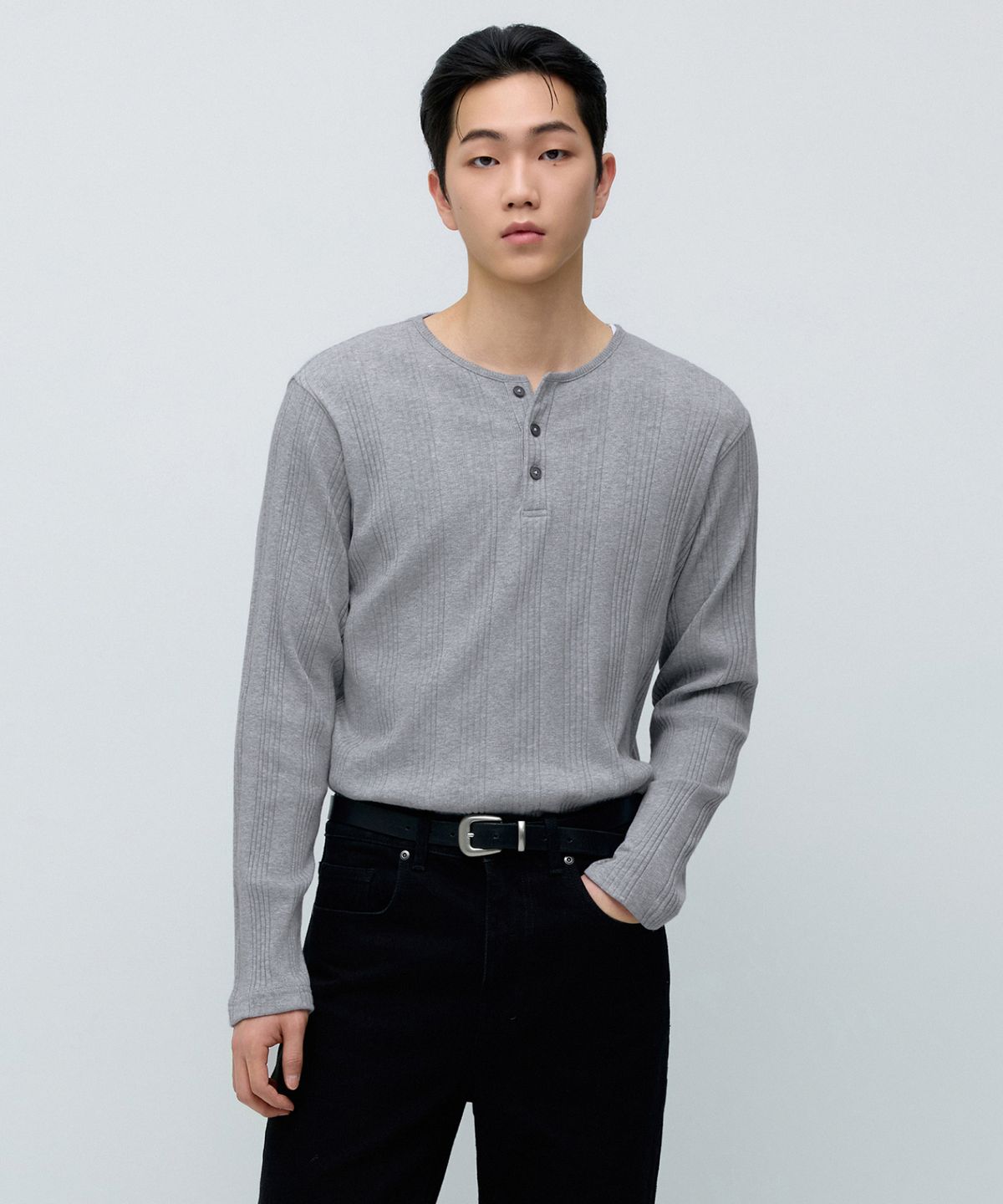 무신사 스탠다드(MUSINSA STANDARD) 멀티 리브드 헨리 넥 긴소매 티셔츠 [미디엄 그레이]