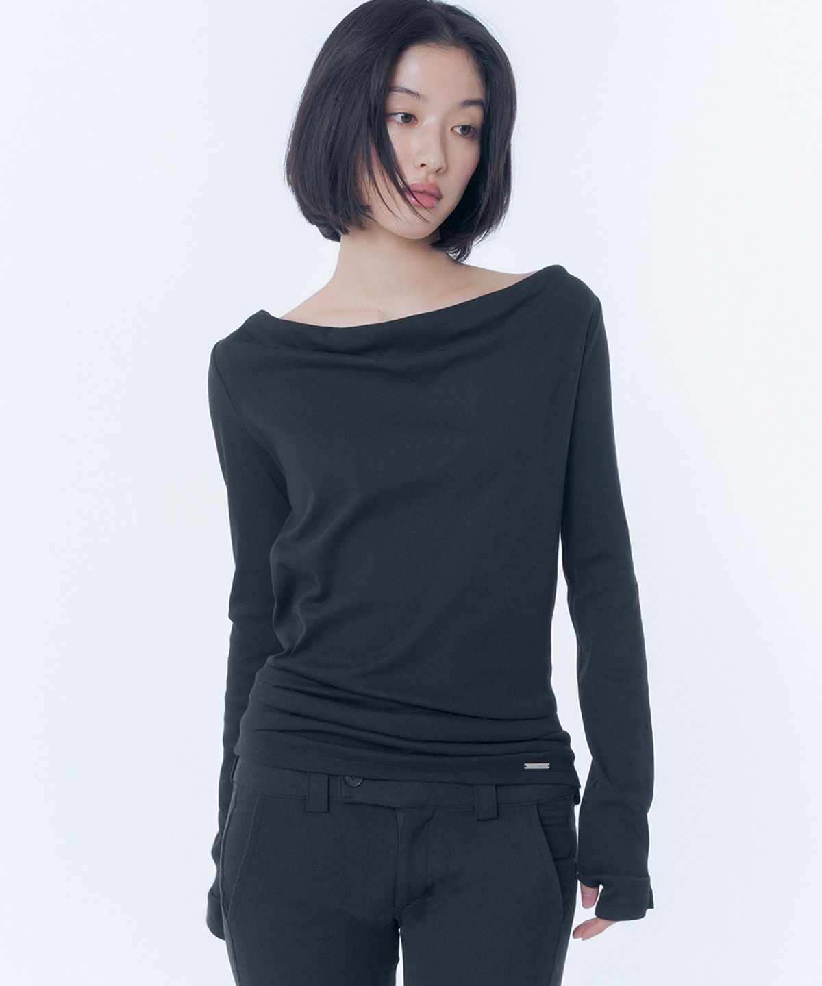 미세키서울(MISEKI SEOUL) Cowl hoodie long sleeve BLACK