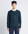 5889318