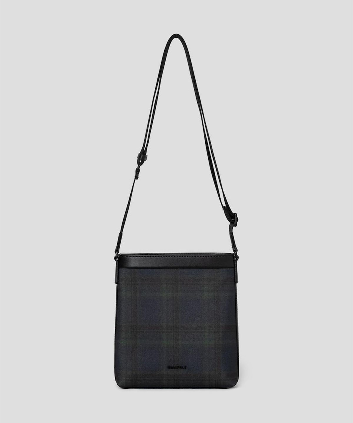 빈폴 액세서리(BEANPOLE ACCESSORY) 빈폴헤릿 세로메신저  네이비