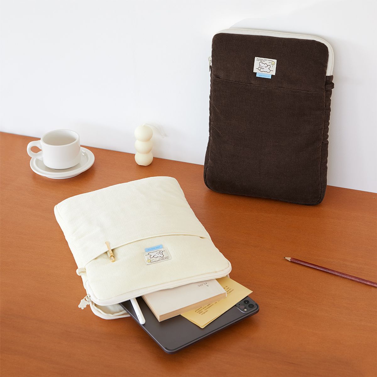 라이브워크(LIVEWORK) 코이 코듀로이 노트북 파우치 13인치